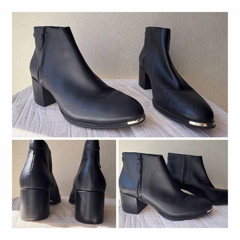 Cole Haan Grand Ambition Black Leather Ankle Boots W15824 Gold Cap Toe 10B